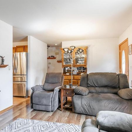 Villa Blissful Retreat In Wisconsin Rapids Exterior foto